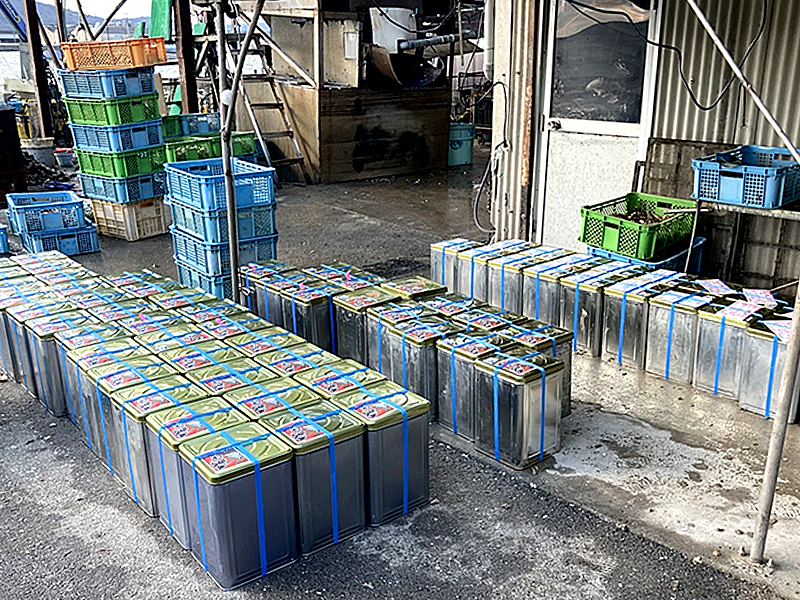 店頭とWEBの両方で販売中